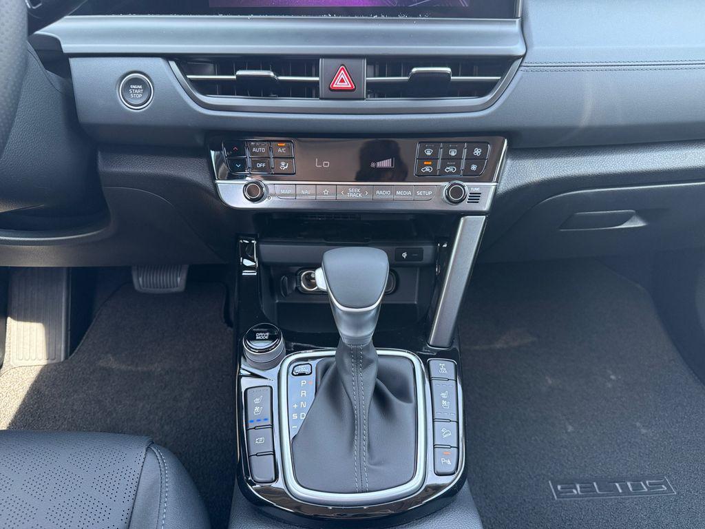 new 2026 Kia Seltos car, priced at $32,424