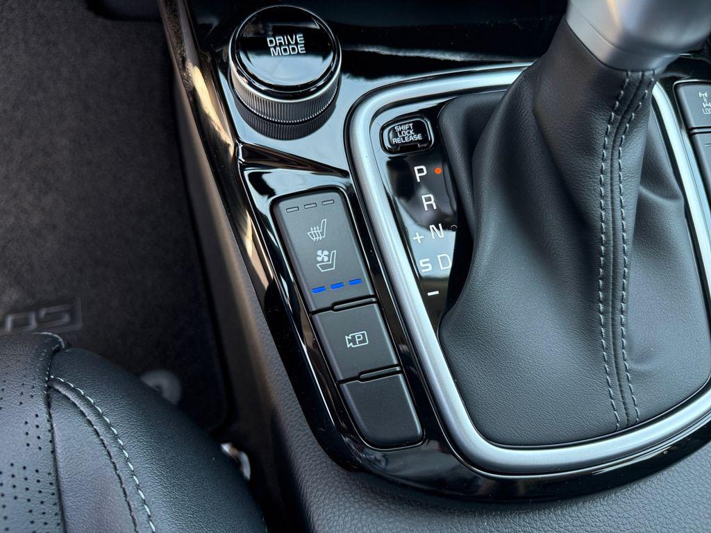 new 2026 Kia Seltos car, priced at $32,424