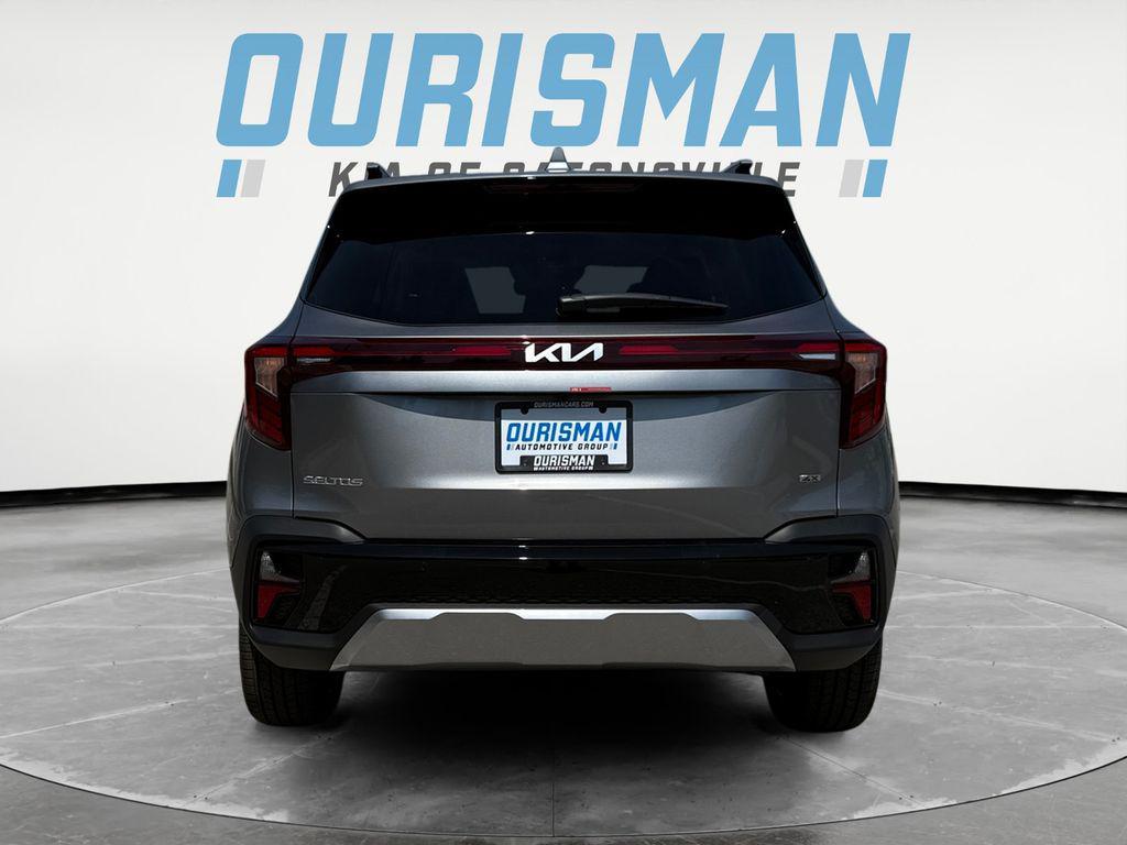 new 2026 Kia Seltos car, priced at $32,424