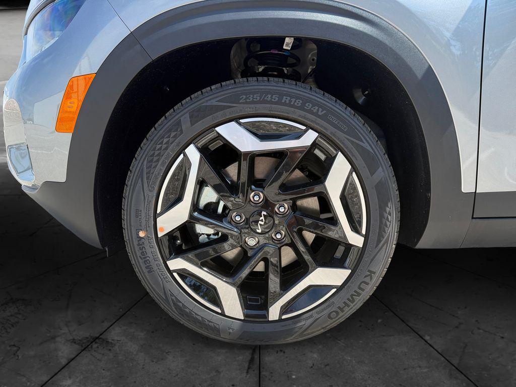 new 2026 Kia Seltos car, priced at $32,424