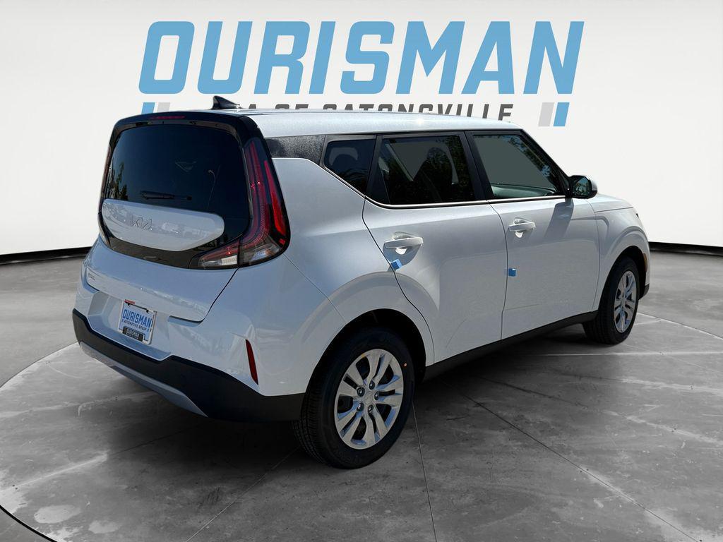 new 2025 Kia Soul car, priced at $18,300