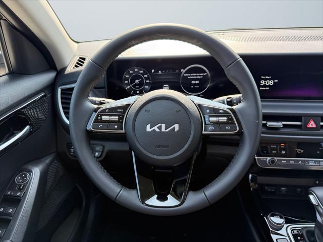 new 2025 Kia Seltos car, priced at $29,923