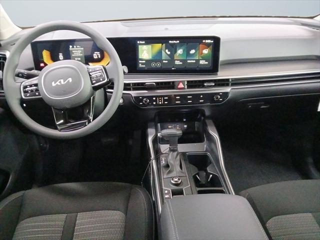 new 2025 Kia Sorento car, priced at $32,285