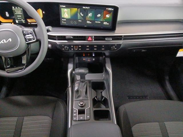 new 2025 Kia Sorento car, priced at $32,285