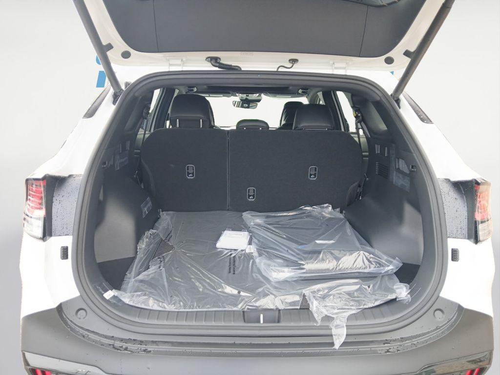 new 2025 Kia Sportage car, priced at $40,140
