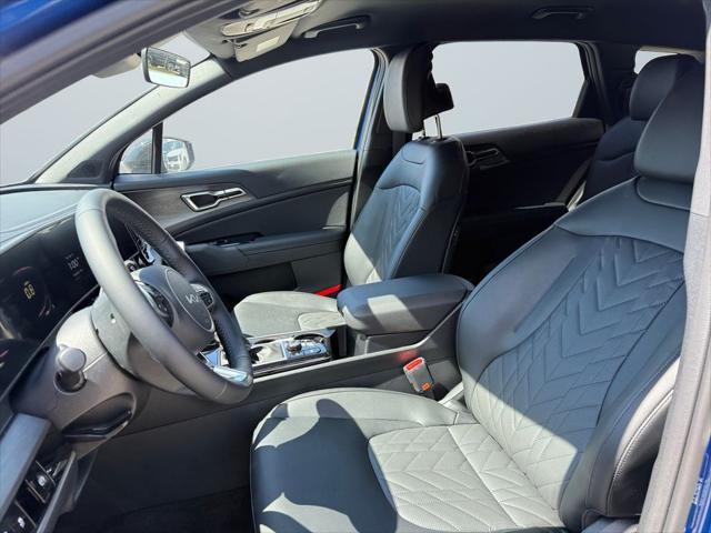 new 2025 Kia Sportage car, priced at $33,058