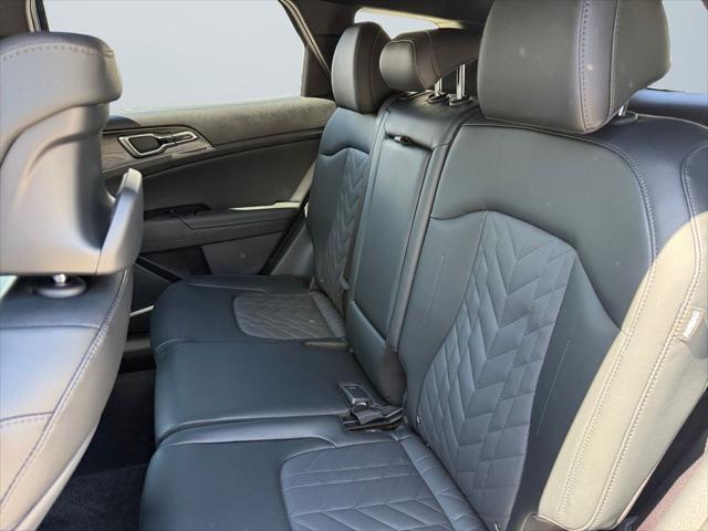 new 2025 Kia Sportage car, priced at $33,058