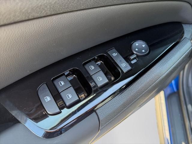 new 2025 Kia Sportage car, priced at $33,058