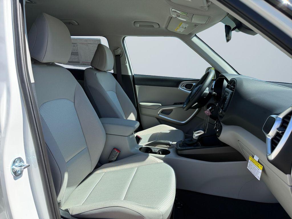 new 2025 Kia Soul car, priced at $18,300