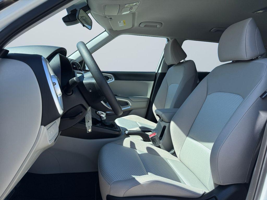 new 2025 Kia Soul car, priced at $18,300