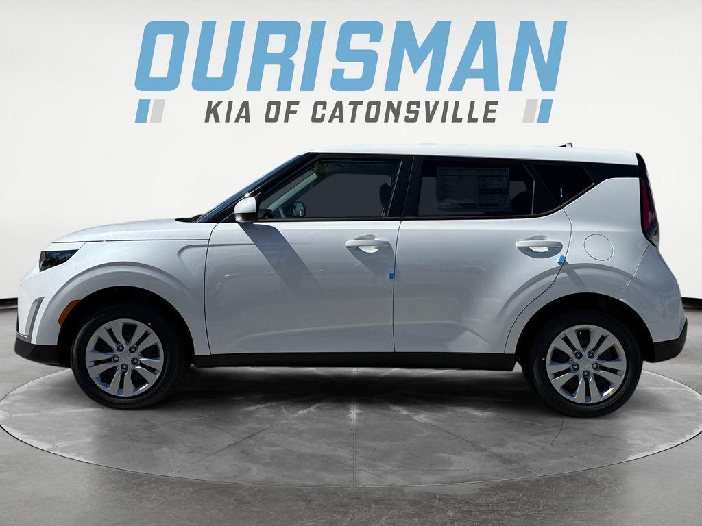 new 2025 Kia Soul car, priced at $18,300