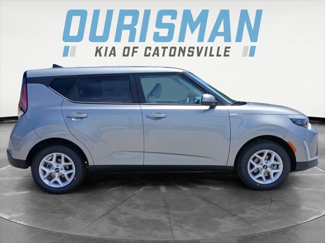 new 2025 Kia Soul car, priced at $19,300