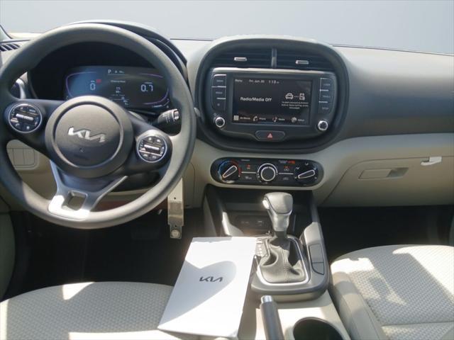 new 2025 Kia Soul car, priced at $19,300