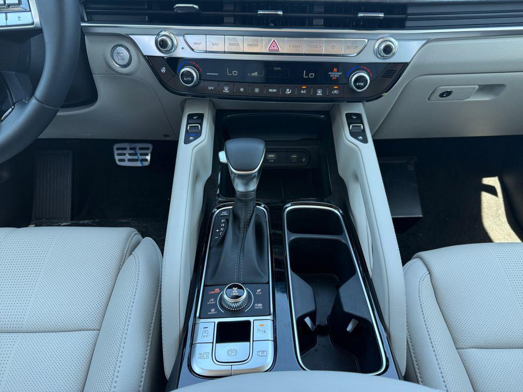 new 2025 Kia Telluride car, priced at $47,837