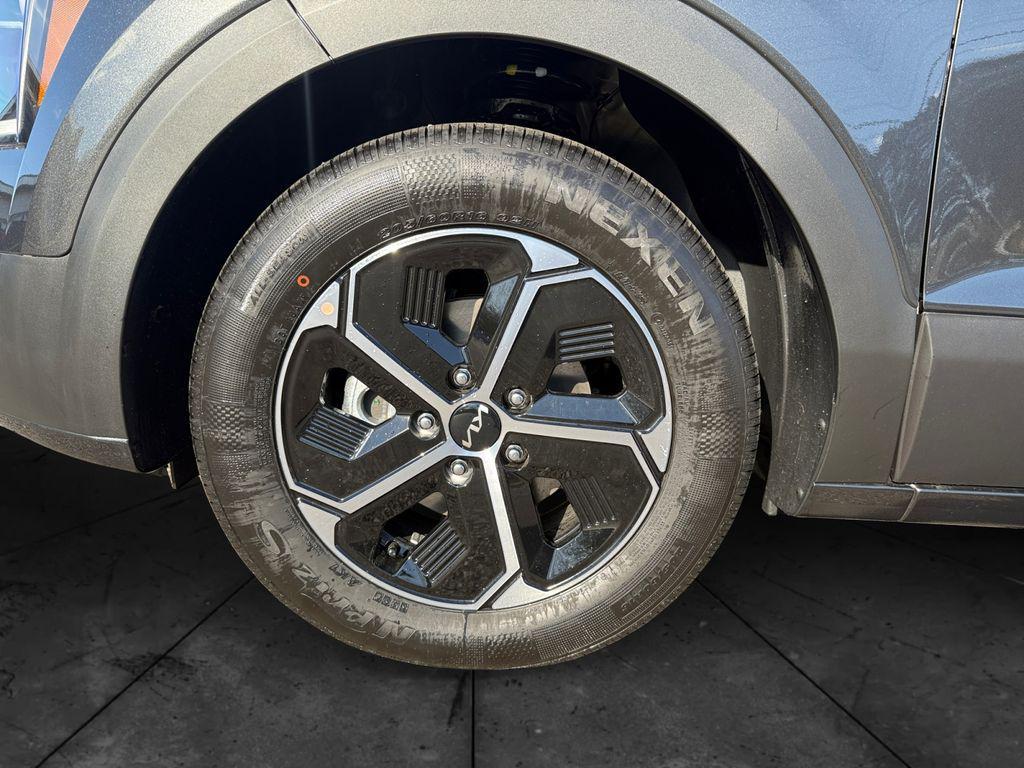 new 2026 Kia Niro car, priced at $33,286