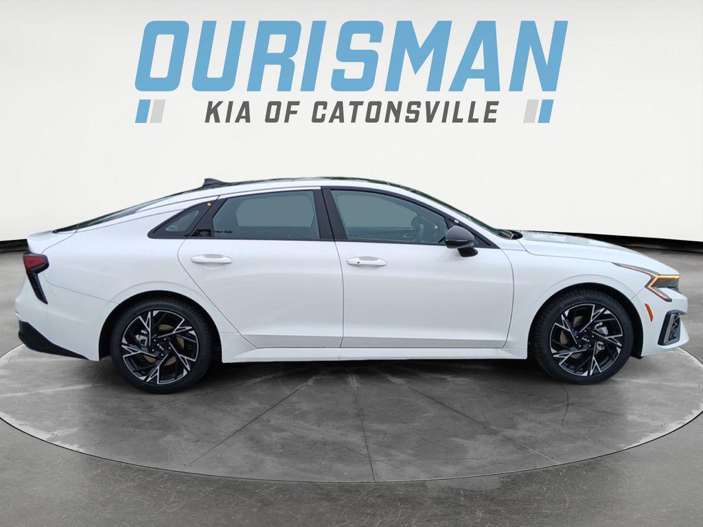 new 2025 Kia K5 car, priced at $32,301