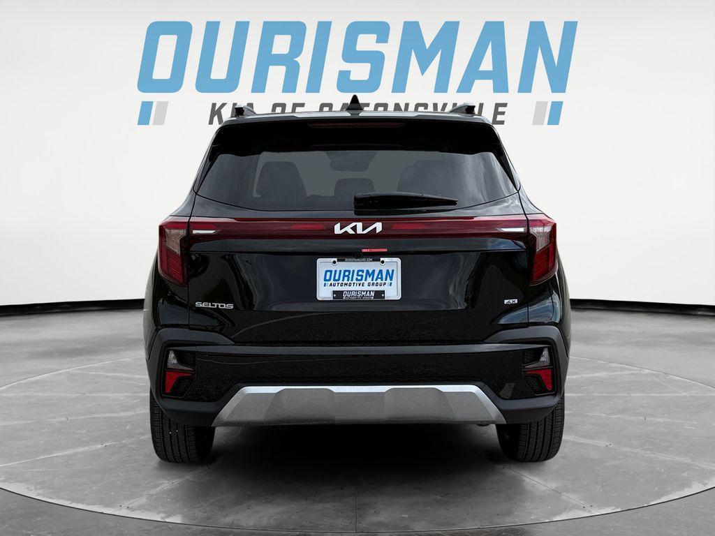 new 2026 Kia Seltos car, priced at $30,173