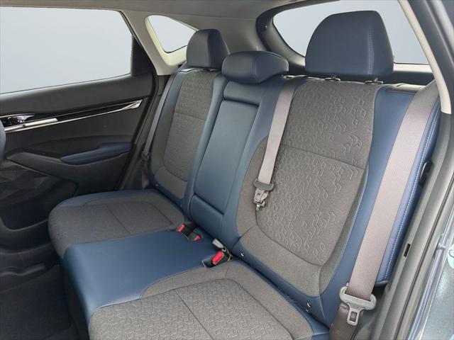 new 2025 Kia Seltos car, priced at $27,216