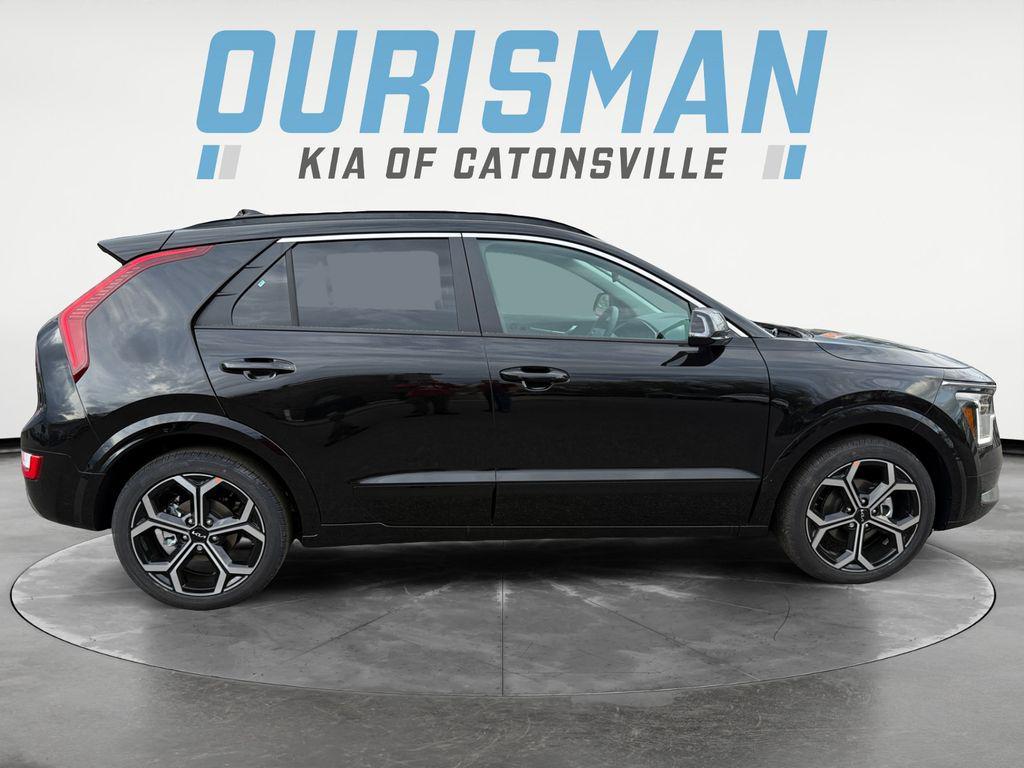new 2025 Kia Niro car, priced at $32,746