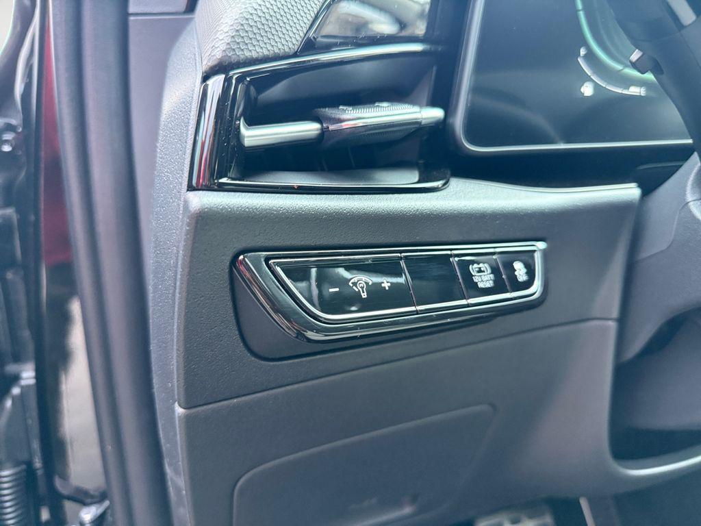 new 2025 Kia Niro car, priced at $32,746
