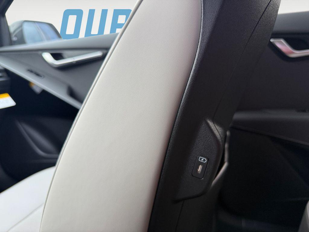 new 2025 Kia Niro car, priced at $32,746