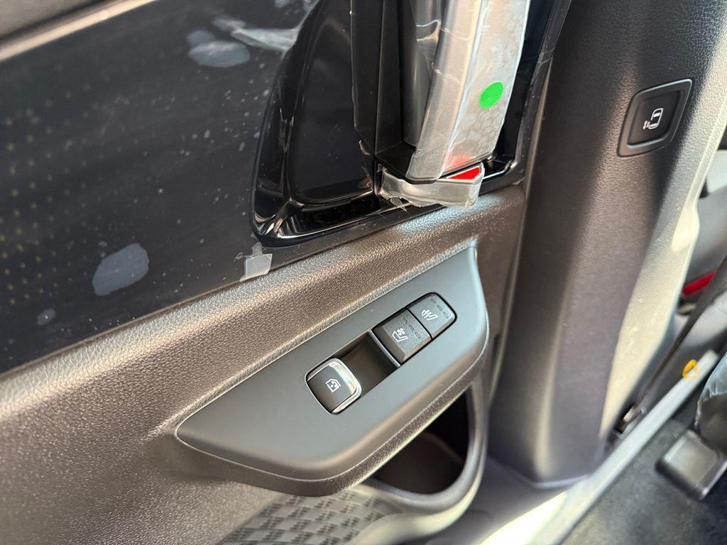 new 2026 Kia Carnival car, priced at $51,154