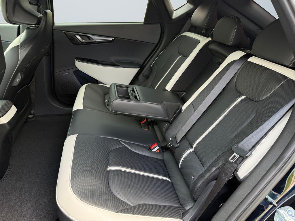 new 2025 Kia EV6 car, priced at $47,800
