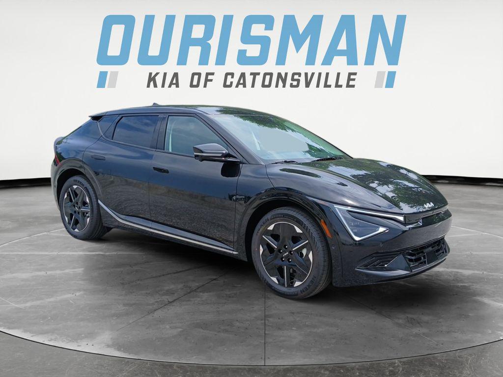 new 2025 Kia EV6 car, priced at $44,000