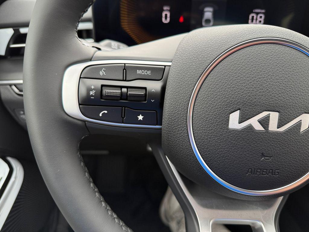 new 2026 Kia K5 car, priced at $30,121