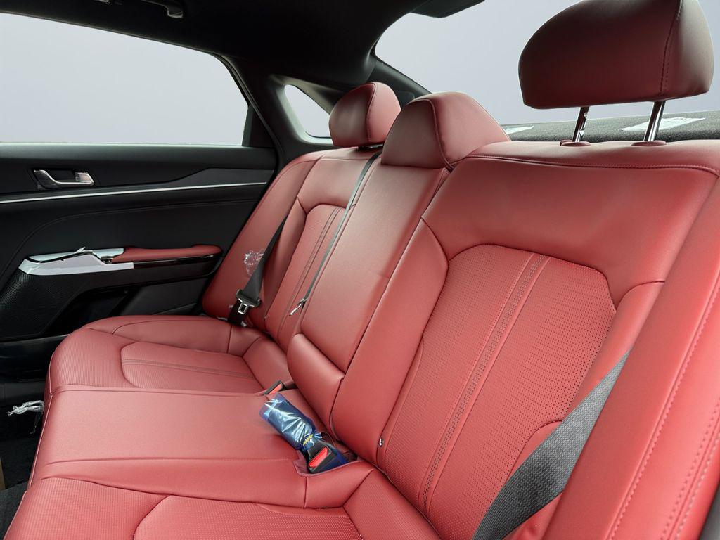 new 2026 Kia K5 car, priced at $30,121