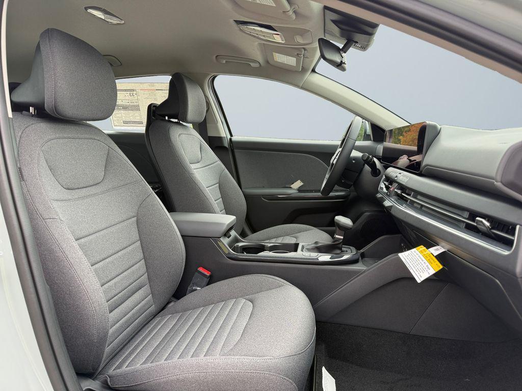 new 2025 Kia K4 car, priced at $24,346