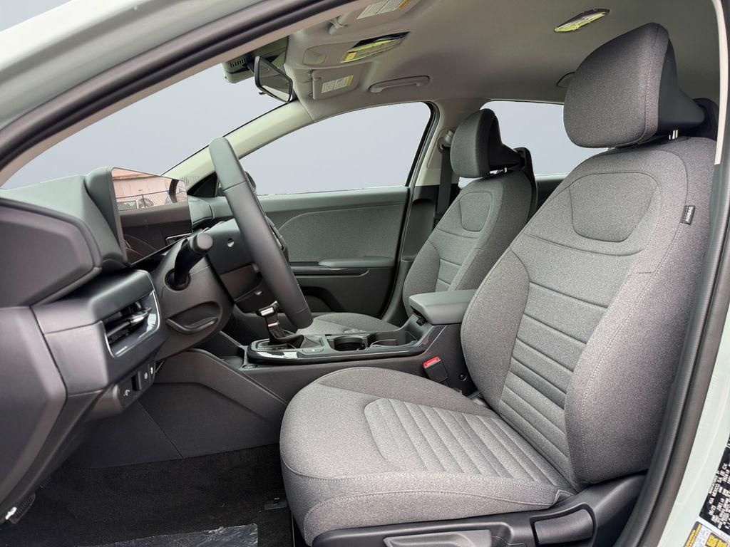 new 2025 Kia K4 car, priced at $24,346
