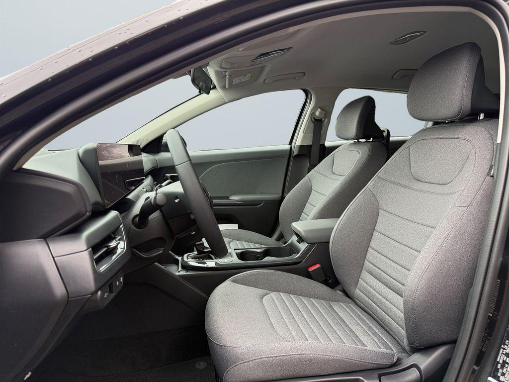 new 2025 Kia K4 car, priced at $24,394