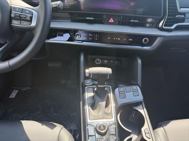 new 2025 Kia Sportage car, priced at $33,058