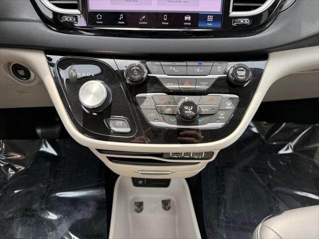 used 2023 Chrysler Pacifica car, priced at $22,500