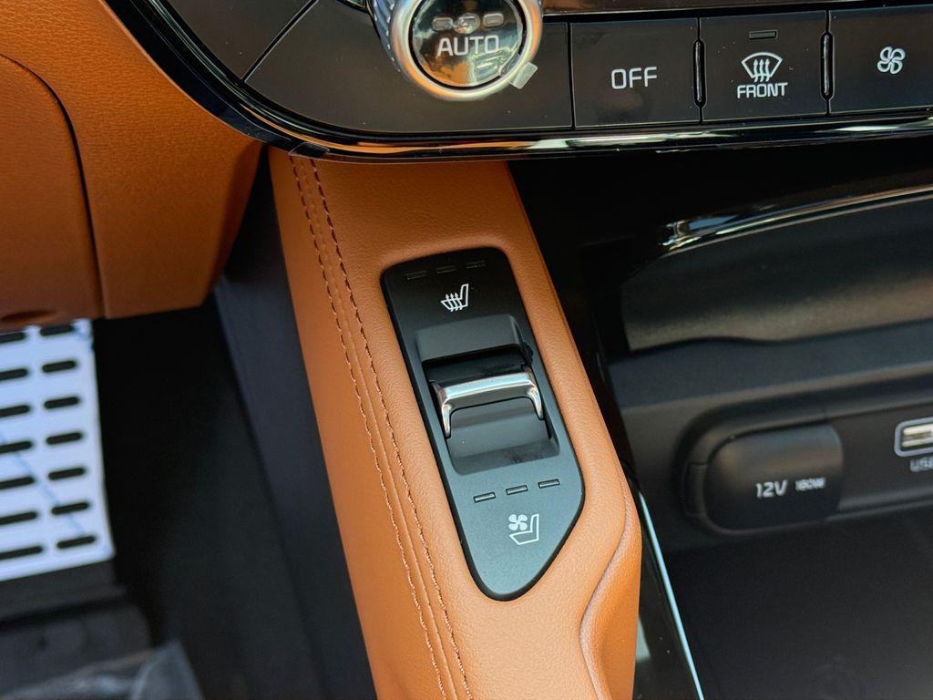 new 2025 Kia Telluride car, priced at $52,054