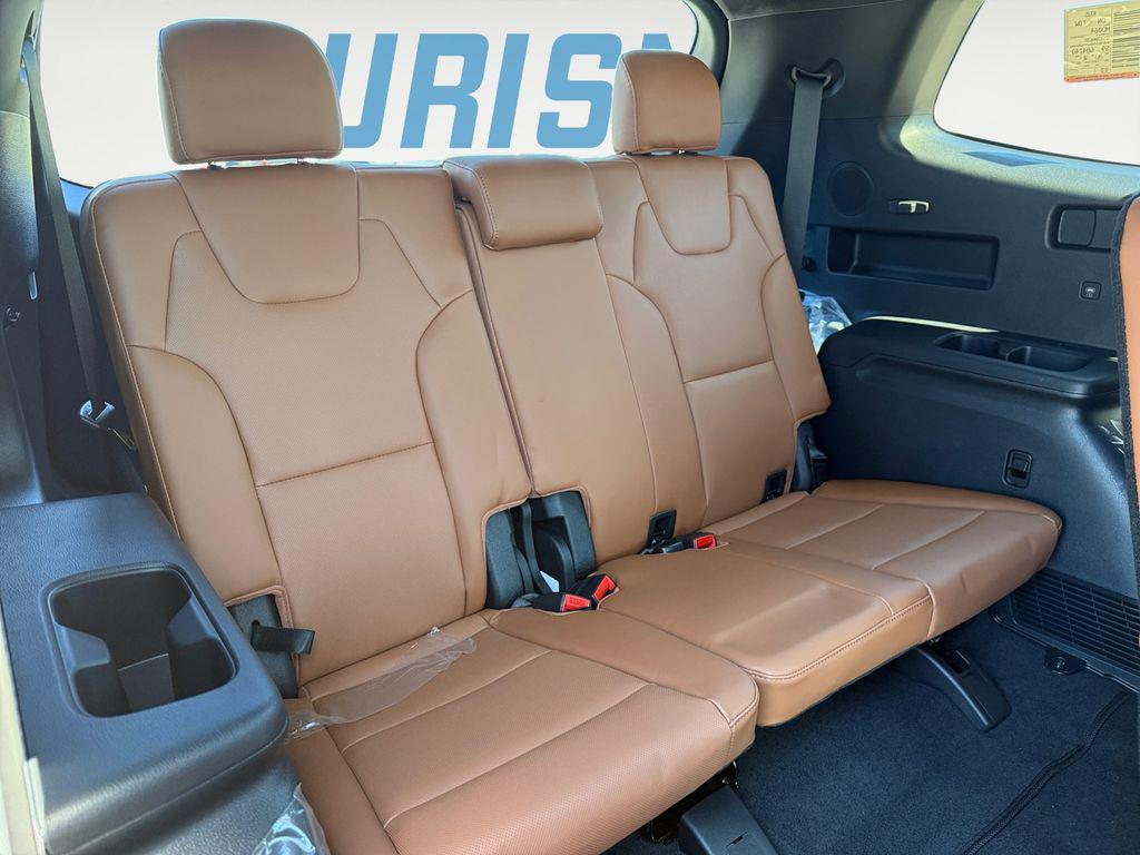 new 2025 Kia Telluride car, priced at $52,054