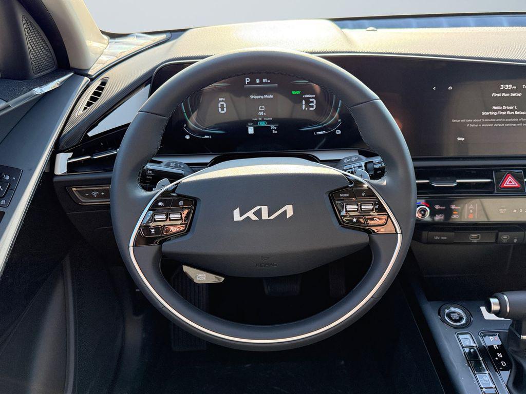 new 2025 Kia Niro car, priced at $30,178
