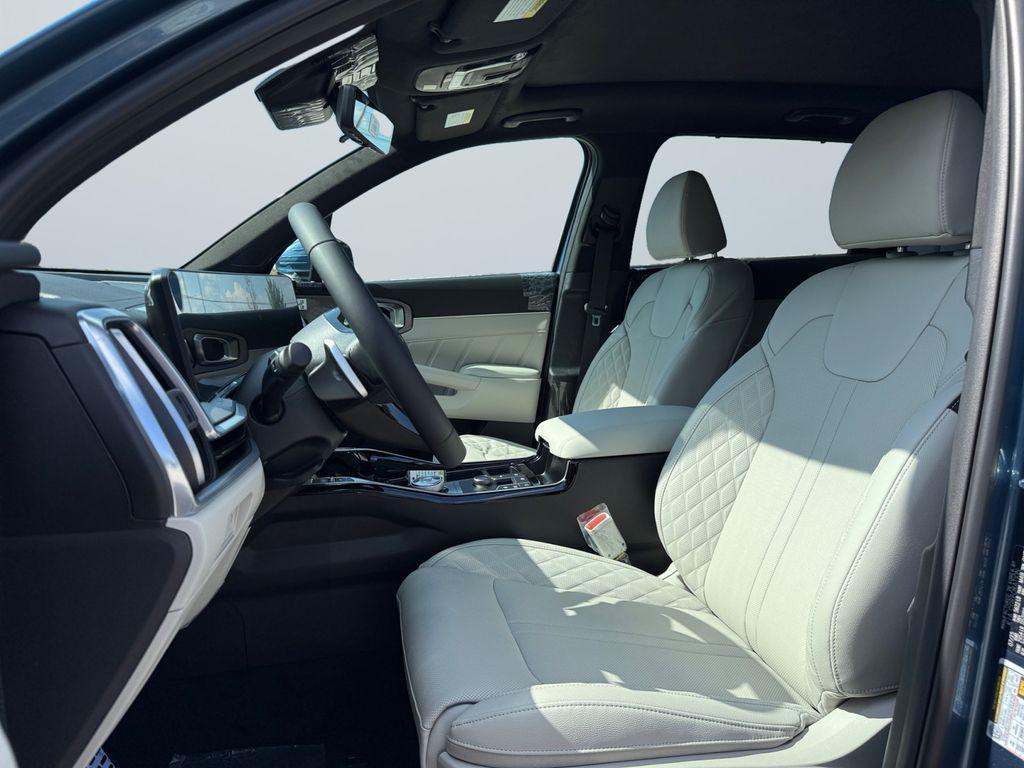 new 2025 Kia Sorento Hybrid car, priced at $40,000