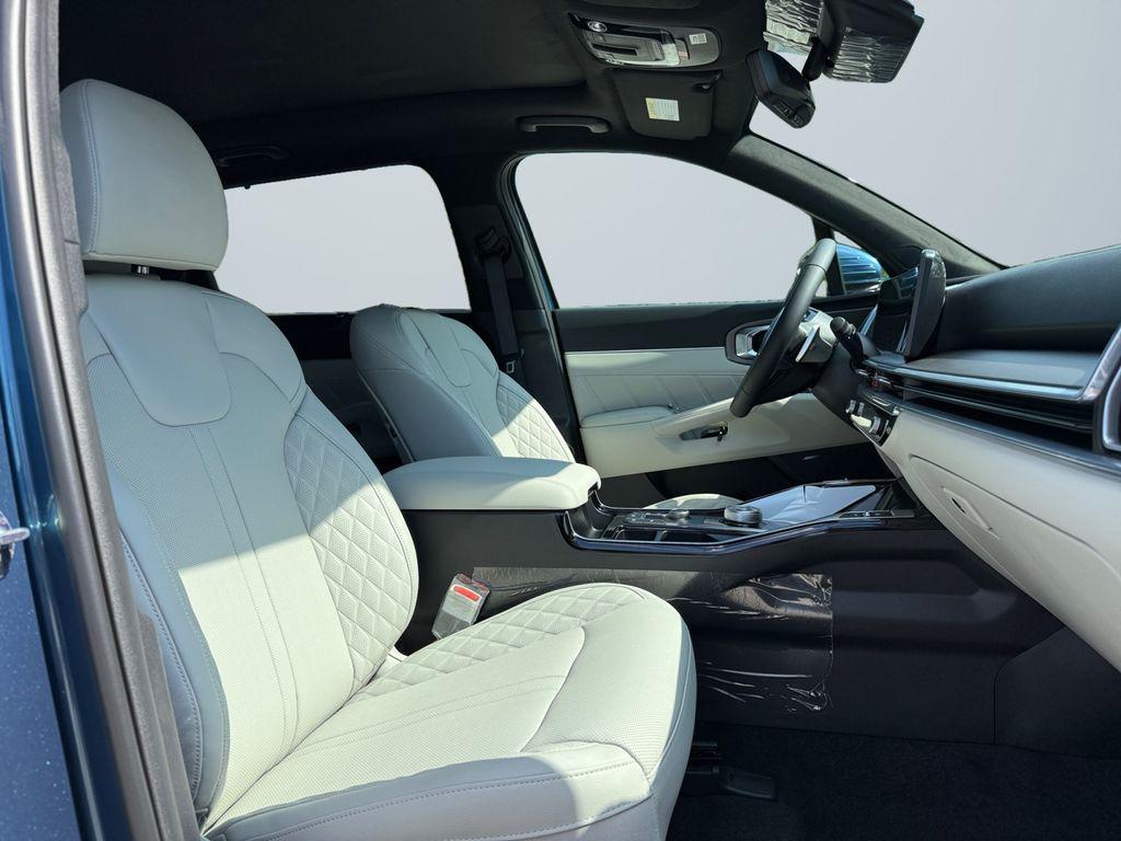 new 2025 Kia Sorento Hybrid car, priced at $40,000