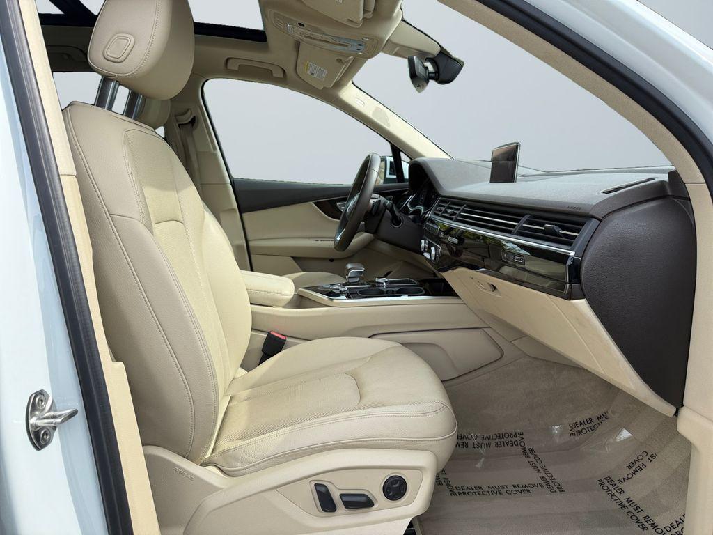 used 2018 Audi Q7 car, priced at $25,900