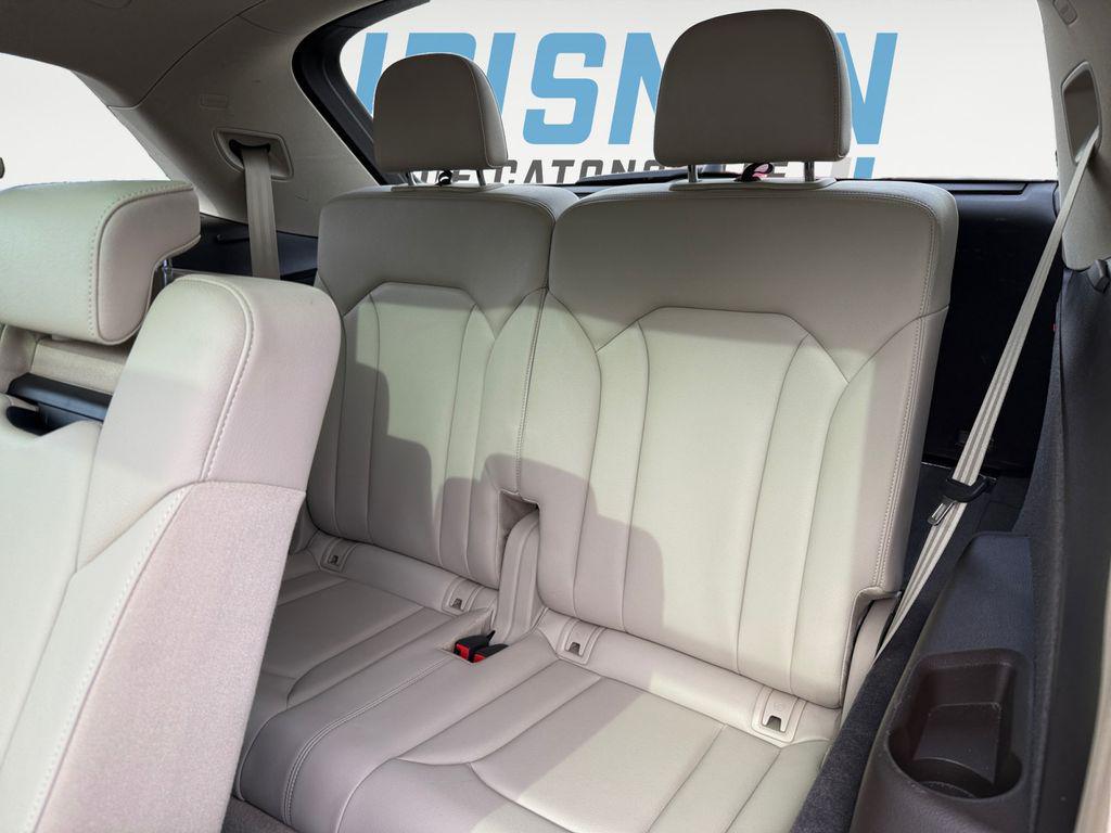 used 2018 Audi Q7 car, priced at $25,900