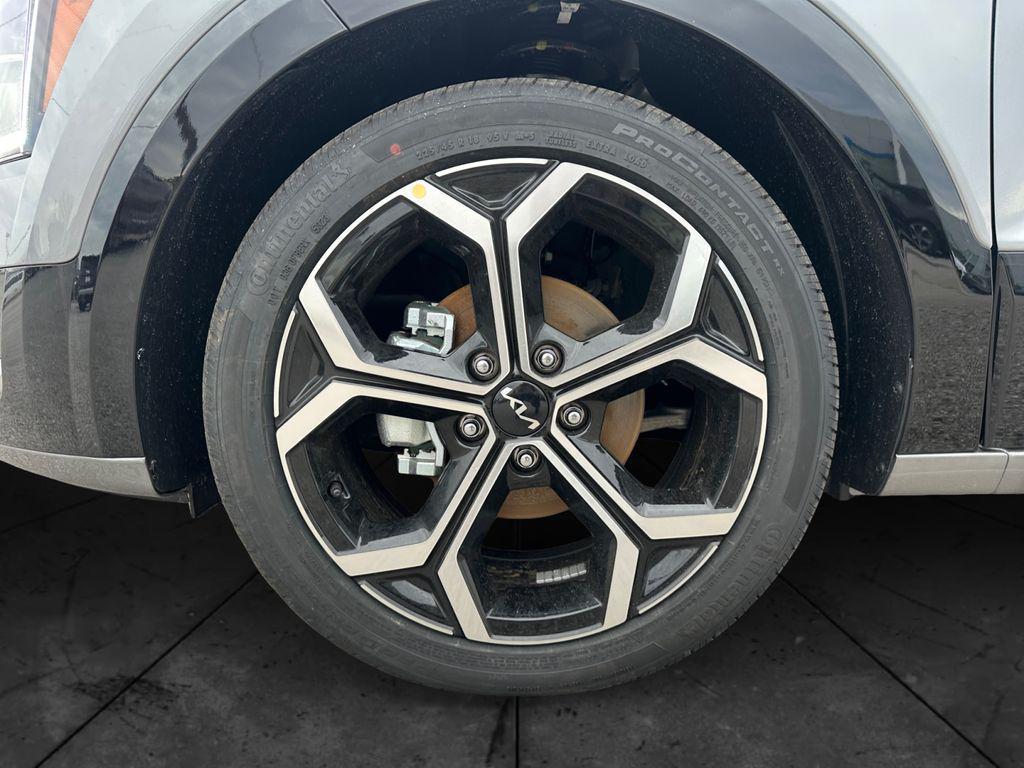 new 2025 Kia Niro car, priced at $38,000