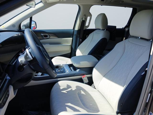 new 2025 Kia Carnival Hybrid car, priced at $50,650