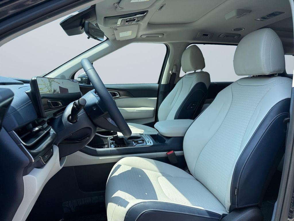 new 2026 Kia Carnival car, priced at $50,678