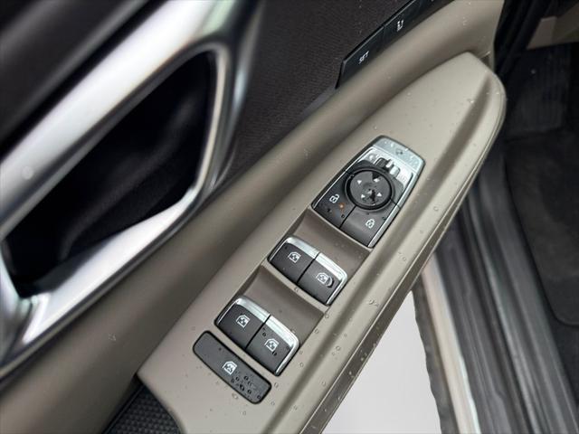 new 2025 Kia Carnival Hybrid car, priced at $44,011