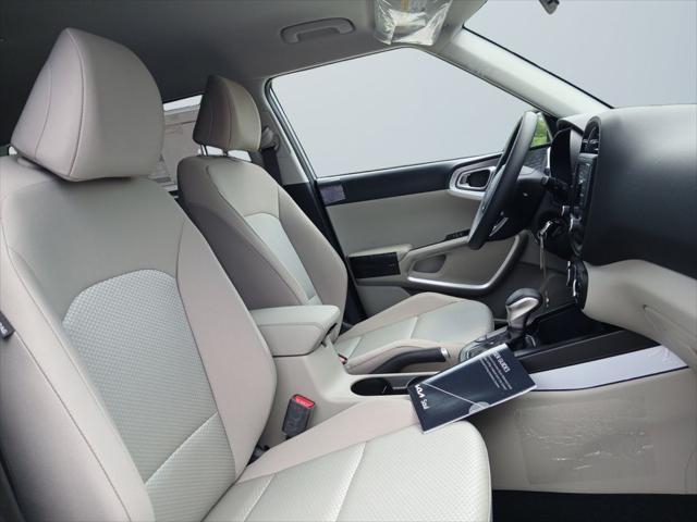 new 2025 Kia Soul car, priced at $19,300