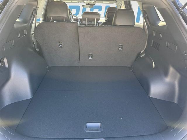 new 2025 Kia Sportage car, priced at $33,058