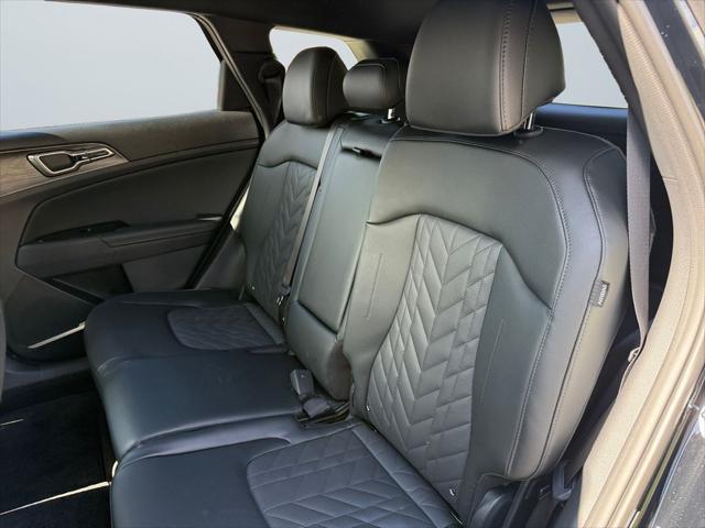 new 2025 Kia Sportage car, priced at $33,058