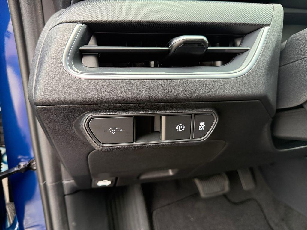 new 2025 Kia K4 car, priced at $24,468